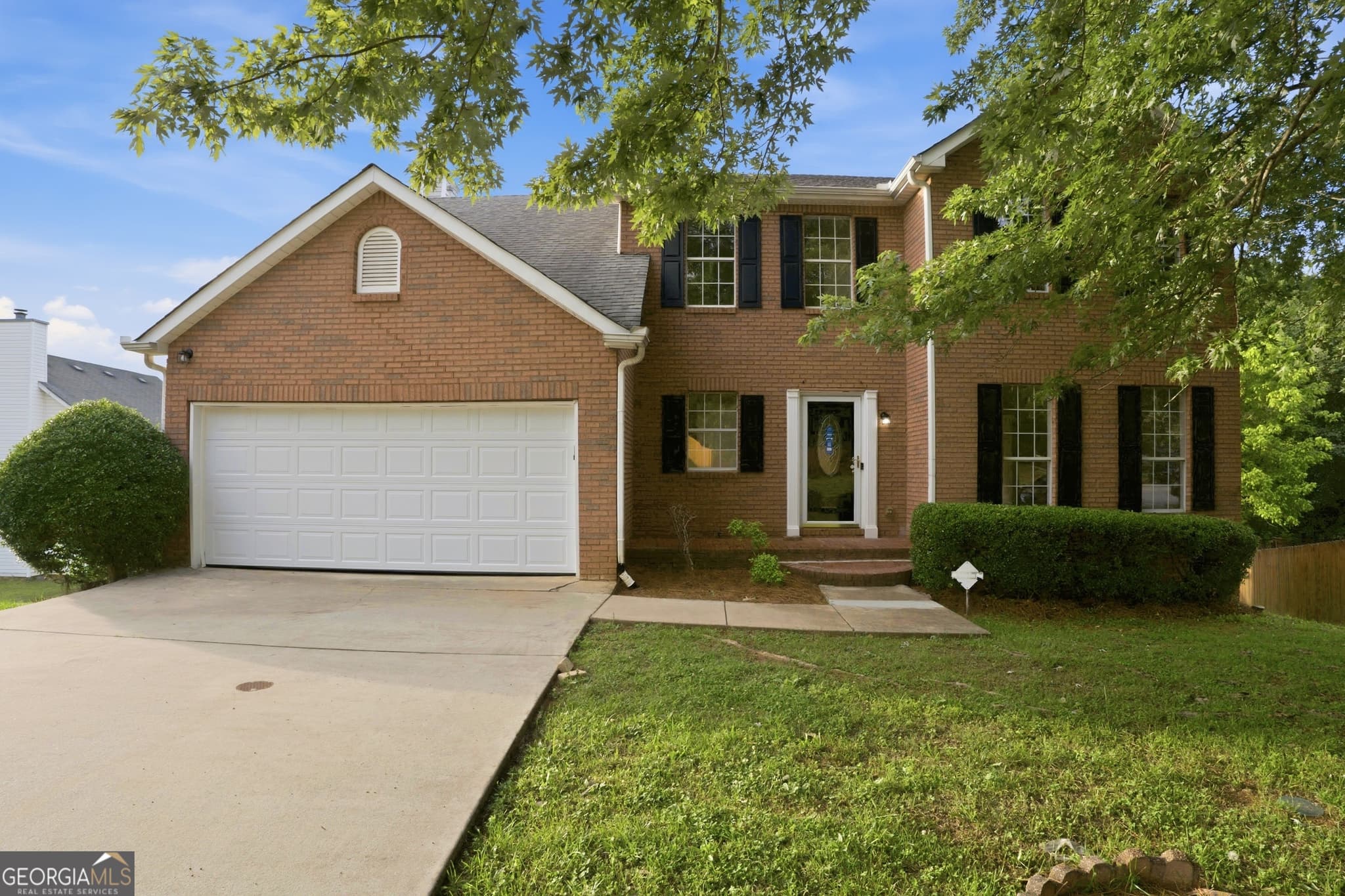 4 bedroom, 2.5 bathroom, 3,461 sq ft single family residence sold at 3825 Cedar Trace Lane, Ellenwood, GA 30294