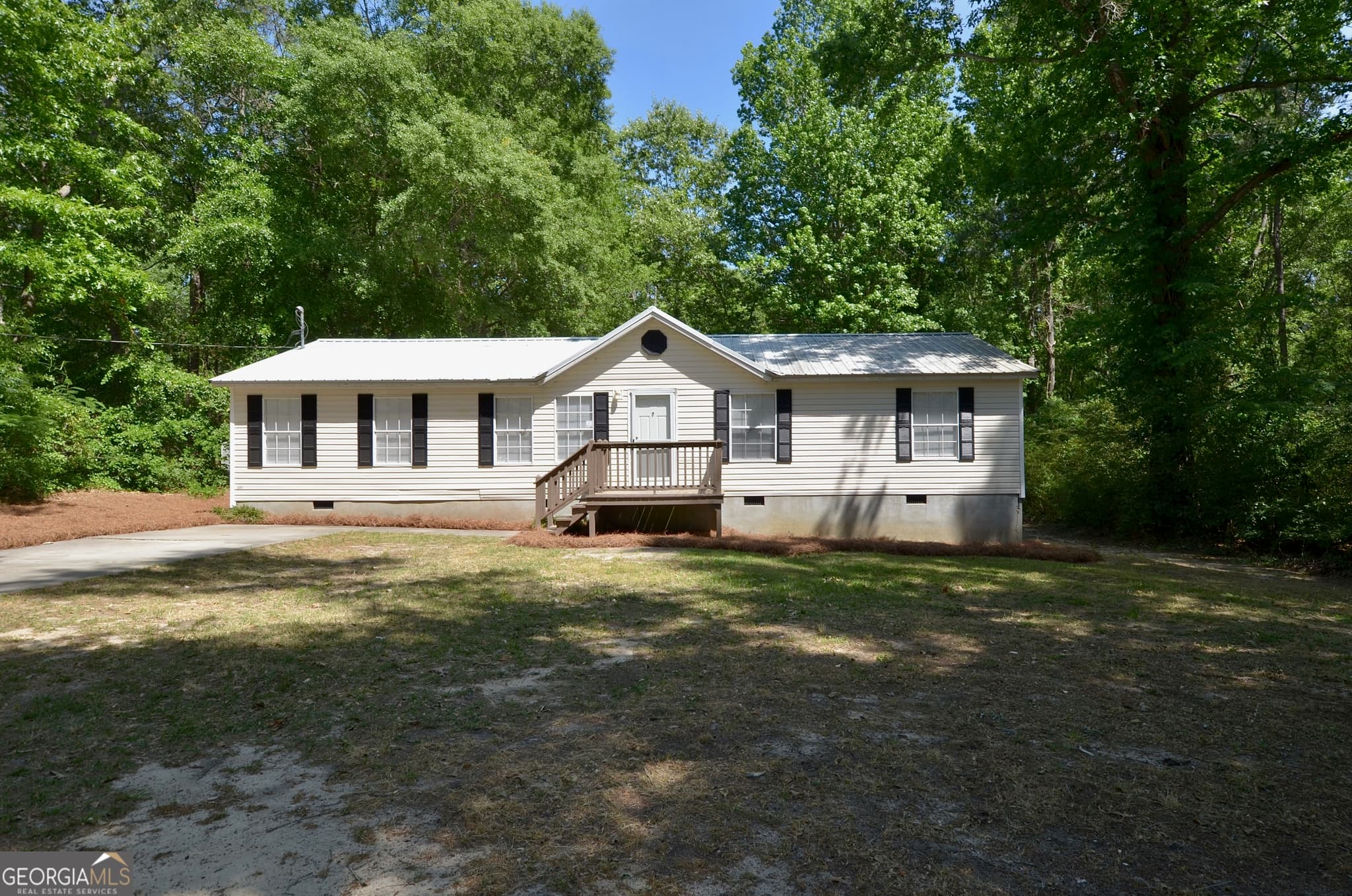 3 bedroom, 2 bathroom, 1,456 sq ft single family residence for sale at 810 Stoney Ridge Drive, East Dublin, GA 31027 — photo 3