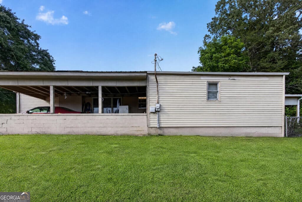 3 bedroom, 2 bathroom, 1,658 sq ft single family residence for sale at 959 Hillcrest Drive, Mccaysville, GA 30555 — photo 4