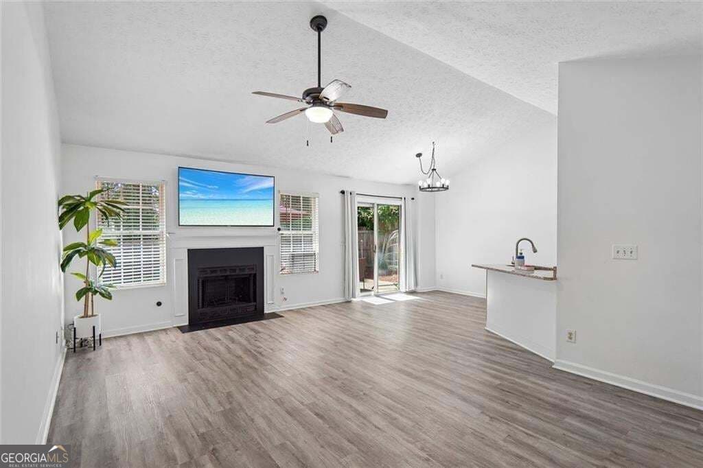 4 bedroom, 2 bathroom, 1,639 sq ft single family residence for sale at 1077 Woodsong Pass Court, Lawrenceville, GA 30043 — photo 8