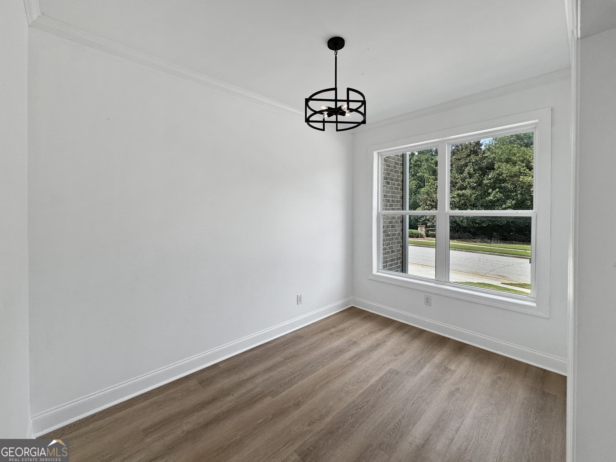 4 bedroom, 3.5 bathroom, 4,400 sq ft single family residence for sale at 5649 Eagles Watch, Douglasville, GA 30135 — photo 5
