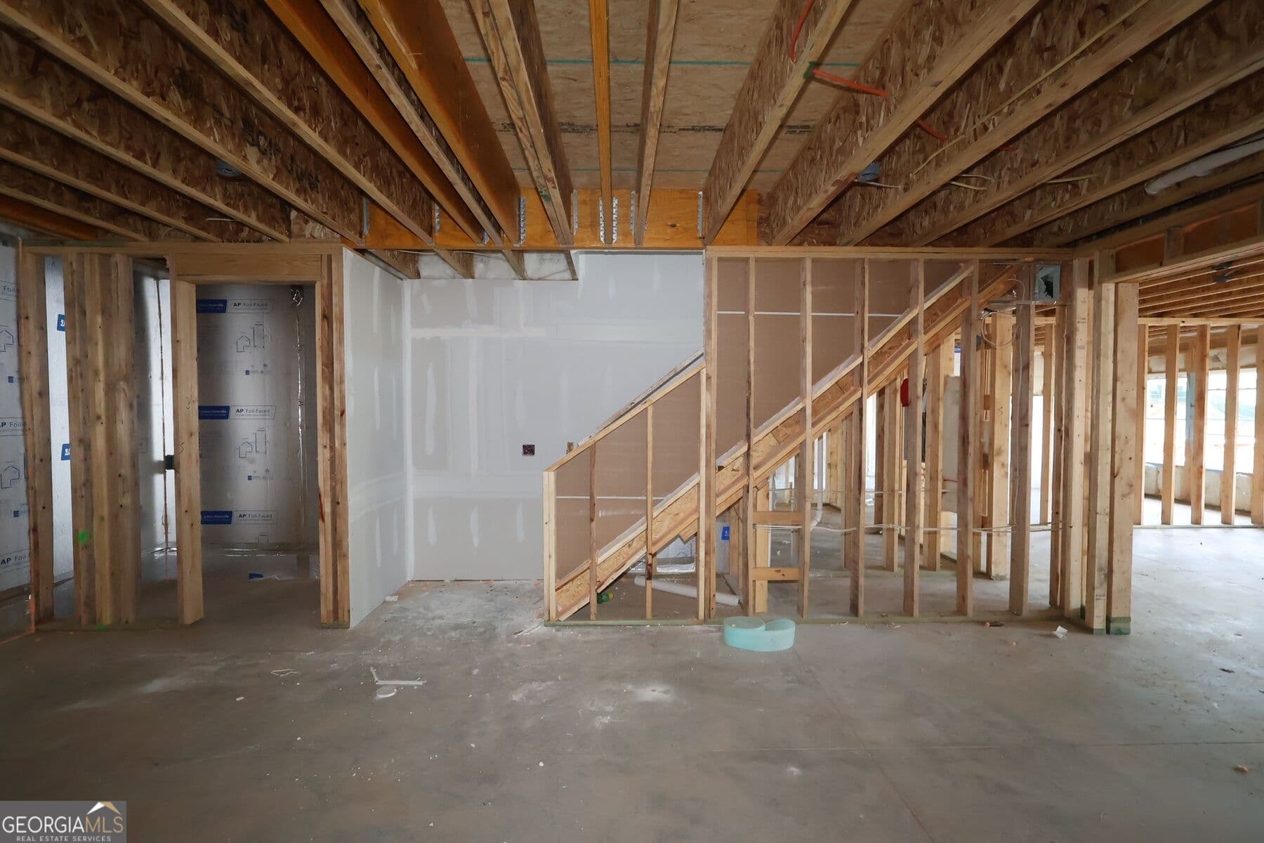 4 bedroom, 3 bathroom, 2,983 sq ft single family residence for sale at 247 Wild Ginger Bend, Woodstock, GA 30188 — photo 10