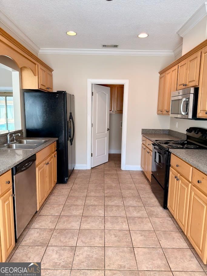 2 bedroom, 2 bathroom, 1,502 sq ft quadruplex for rent at 35 Coastal Walk, St. Marys, GA 31558 for $1,700 a month — photo 4