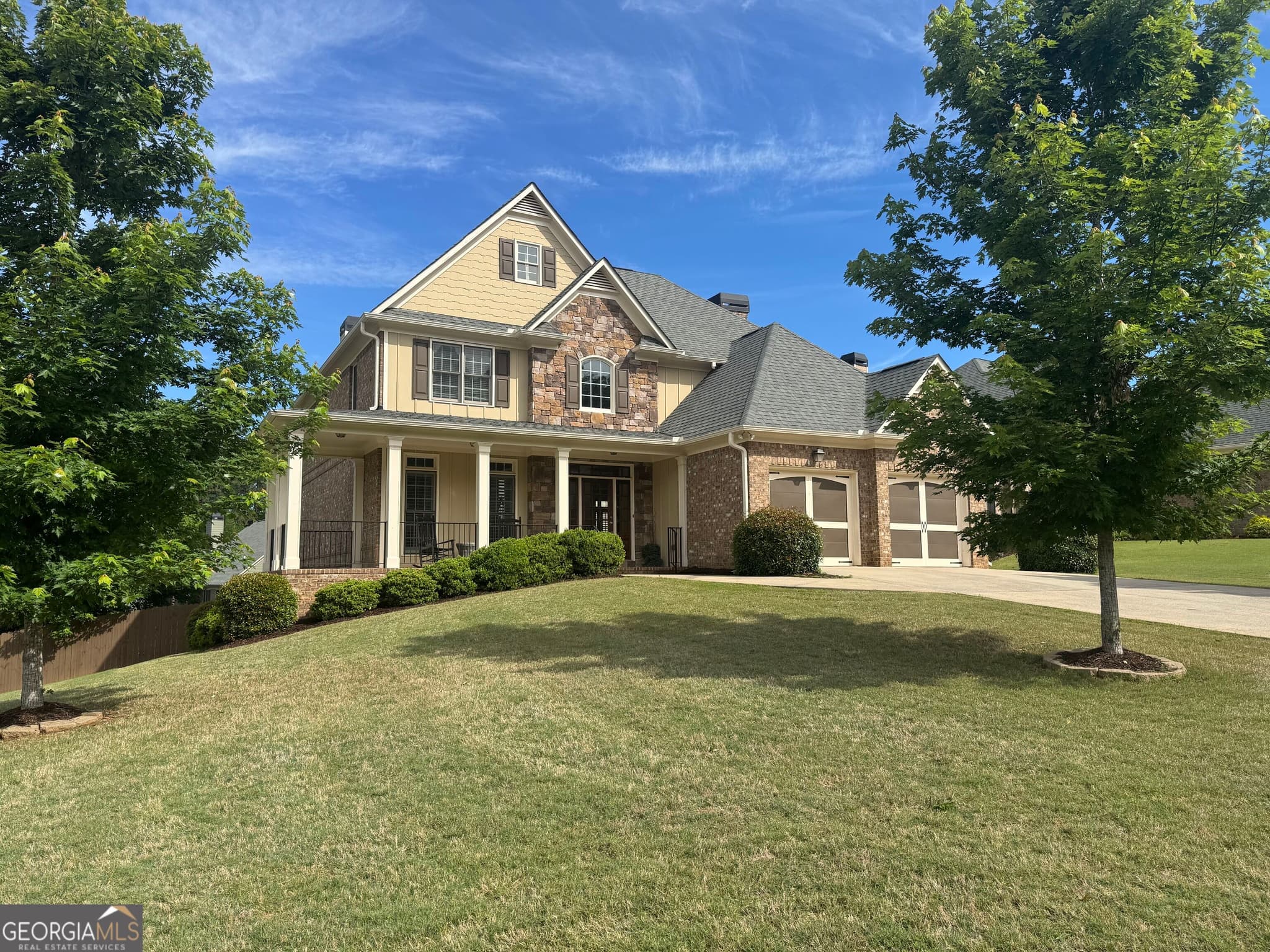 4 bedroom, 2.5 bathroom, 2,686 sq ft single family residence for sale at 4801 Saddle Creek Court, Acworth, GA 30101