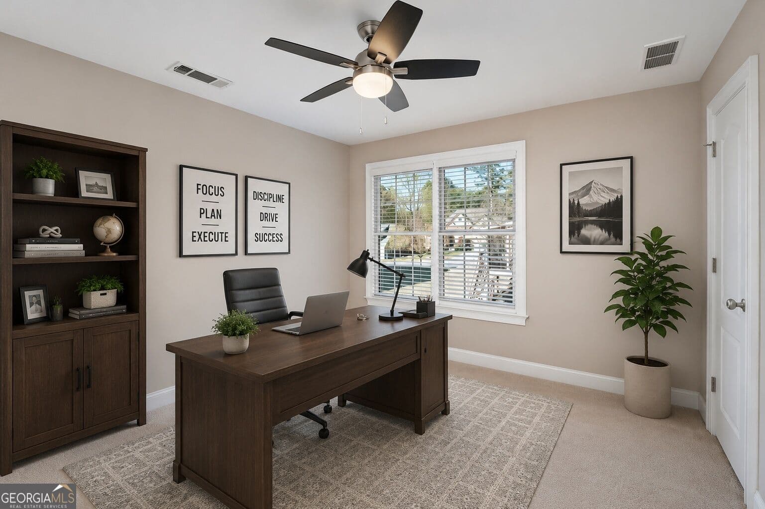 4 bedroom, 2.5 bathroom, 2,686 sq ft single family residence for sale at 4801 Saddle Creek Court, Acworth, GA 30101 — photo 9