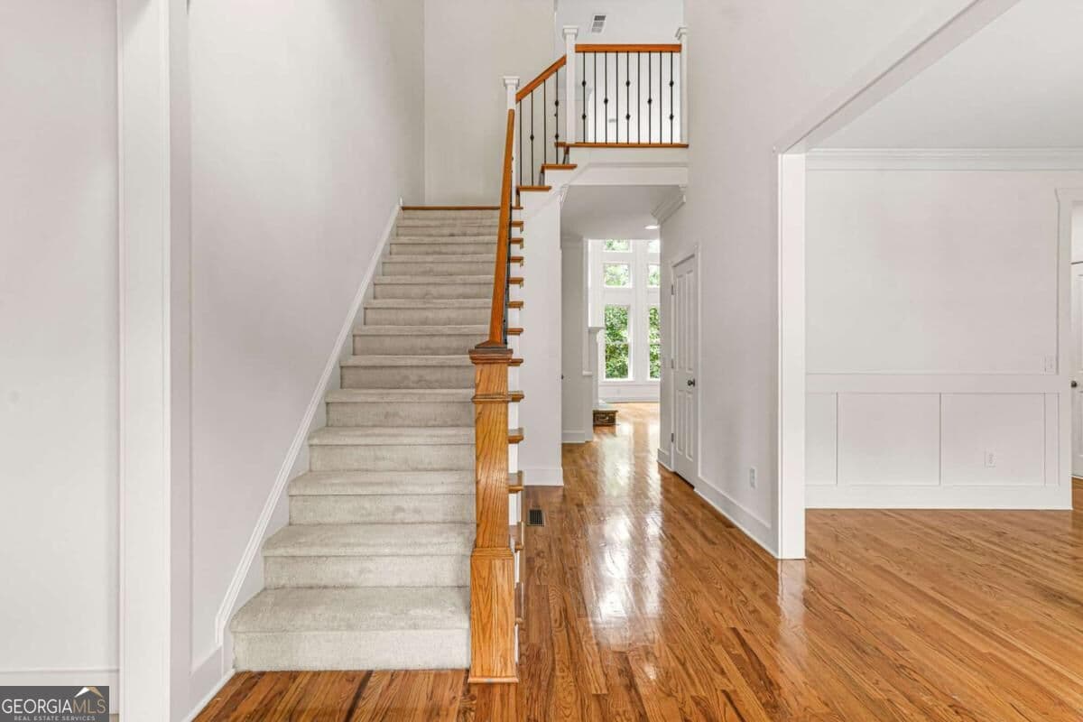 5 bedroom, 4.5 bathroom, 5,055 sq ft single family residence for sale at 131 Stargaze Ridge, Canton, GA 30114 — photo 5