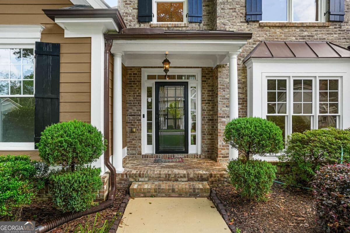 5 bedroom, 4.5 bathroom, 5,055 sq ft single family residence for sale at 131 Stargaze Ridge, Canton, GA 30114 — photo 4