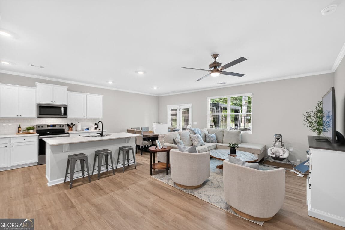 3 bedroom, 2.5 bathroom, 1,932 sq ft townhouse for rent at 4136 Kestrel Court, Gainesville, GA 30506 for $2,350 a month — photo 6