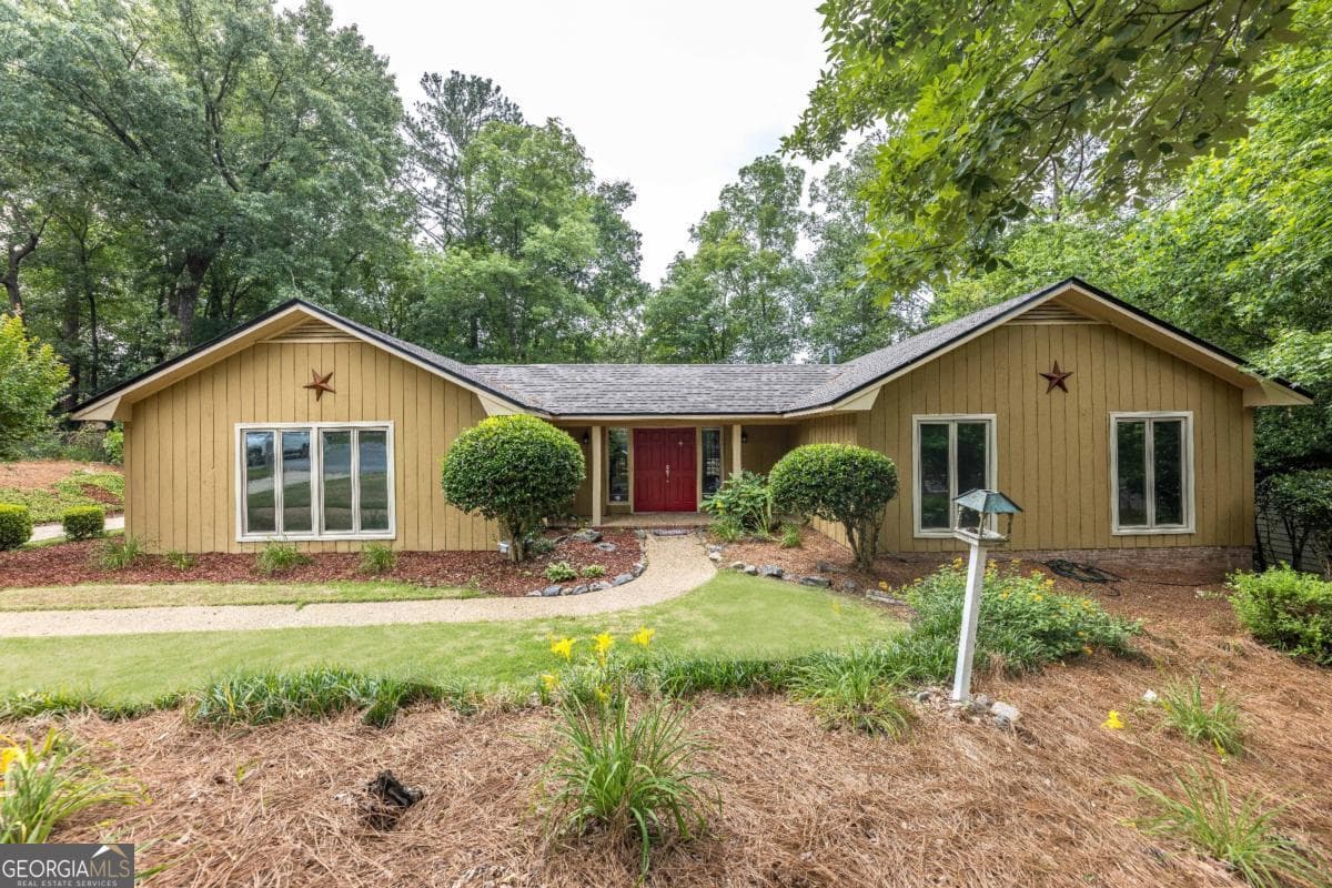 4 bedroom, 2 bathroom single family residence sold at 3 Seaton Court, Columbus, GA 31909