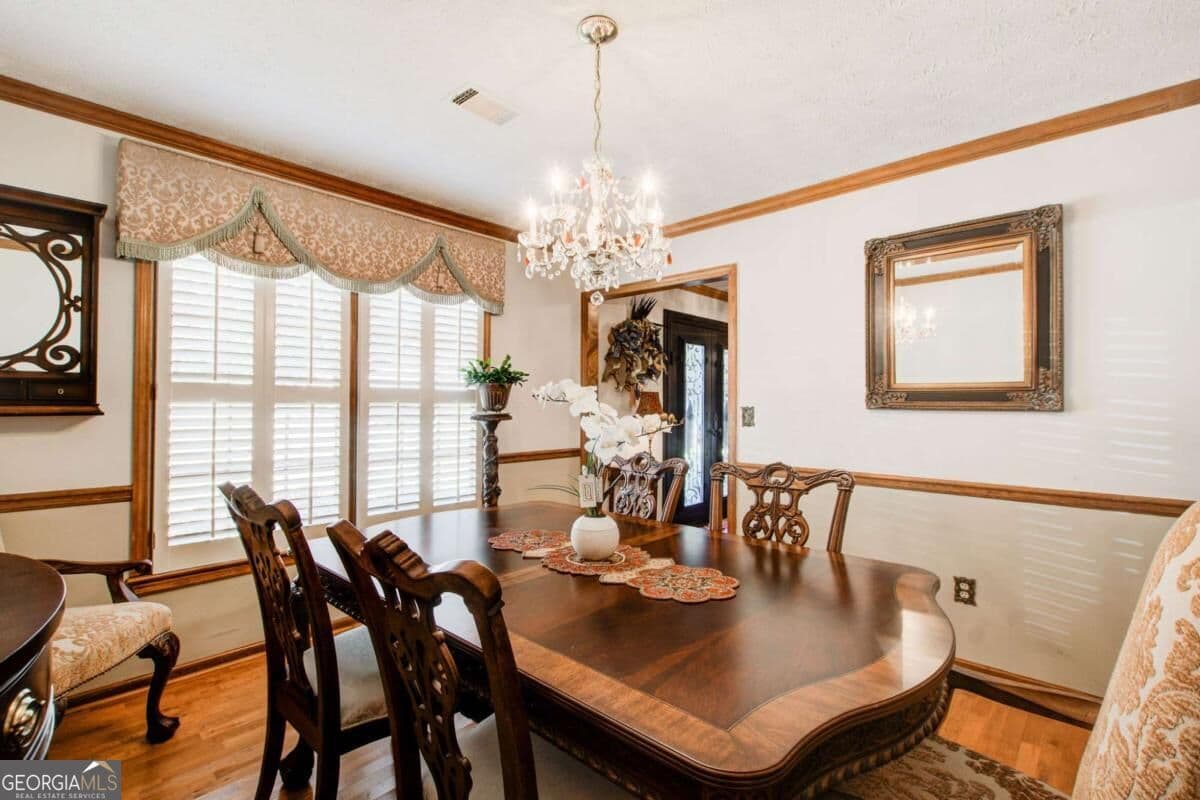 4 bedroom, 2.5 bathroom, 2,216 sq ft single family residence for sale at 7684 Highland Park Drive, Jonesboro, GA 30236 — photo 8
