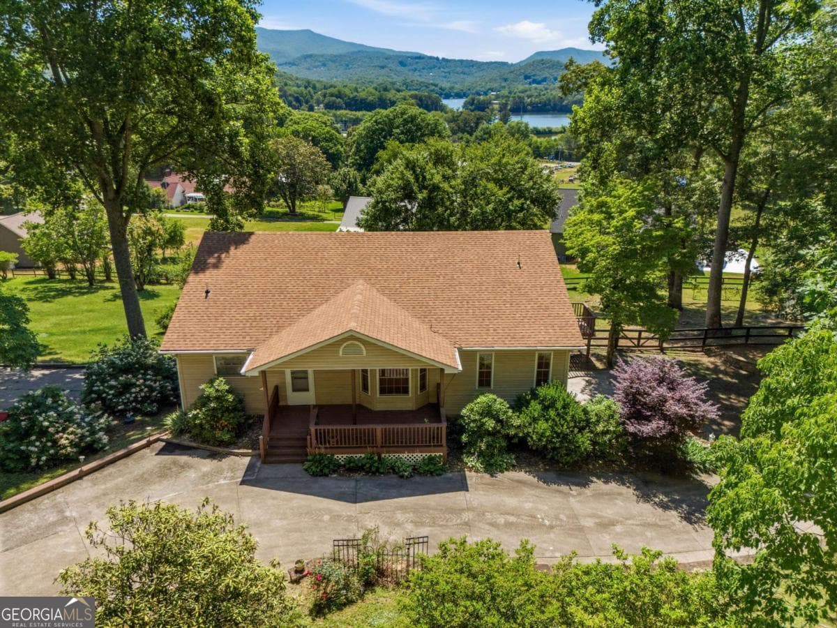 4 bedroom, 3 bathroom single family residence sold at 651 Mcridge Road, Hiawassee, GA 30546