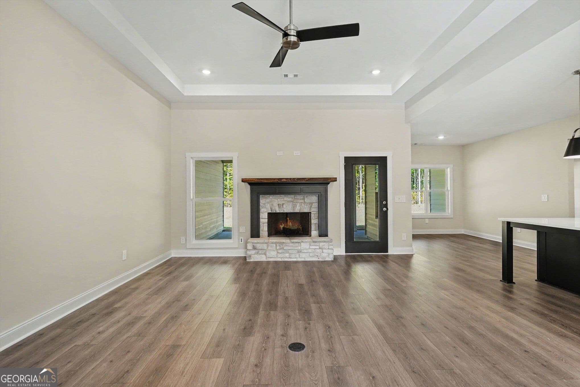 5 bedroom, 4 bathroom, 2,900 sq ft single family residence for sale at 460 Flint Farms Drive, Concord, GA 30206 — photo 3