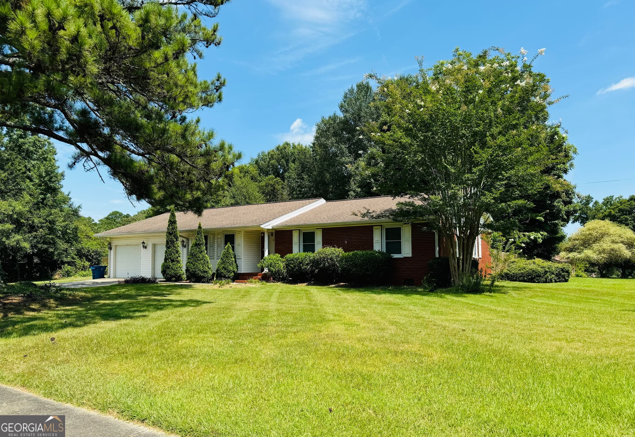 1319 Robertson Road, Anniston, AL 36207 — most recent listing photo