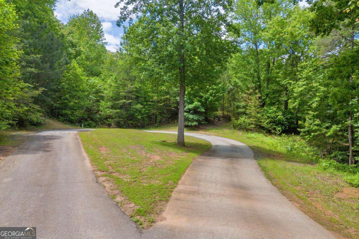 residential lot for sale at 5 Edgewater Trail, Toccoa, GA 30577 — photo 2