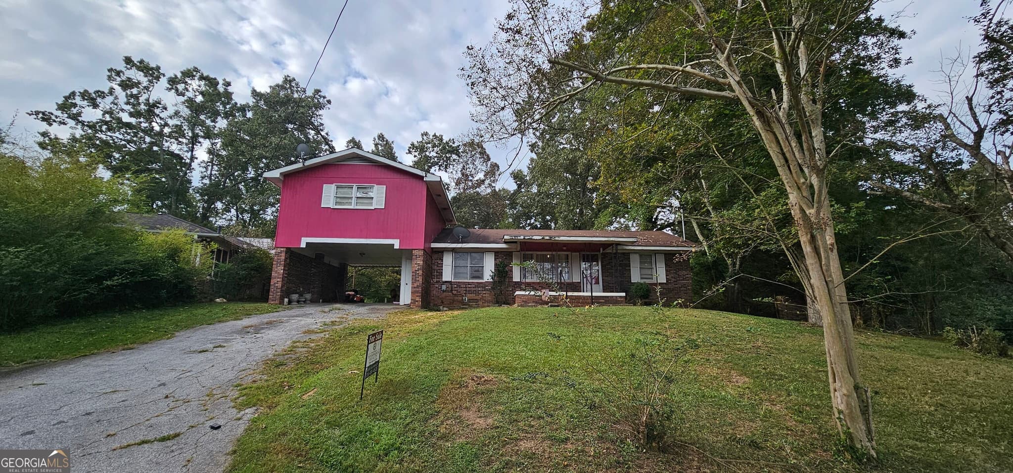 4 bedroom, 2 bathroom, 1,601 sq ft single family residence for sale at 75 Pressley Lane, Toccoa, GA 30577 — photo 2
