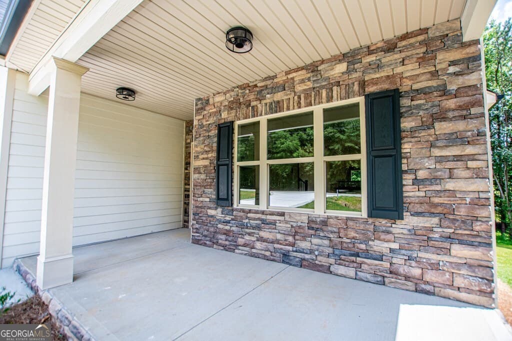 3 bedroom, 2.5 bathroom, 2,090 sq ft single family residence for sale at 981 Horsley Mill Road, Carrollton, GA 30116 — photo 6