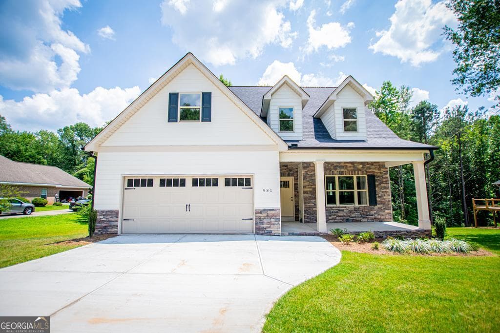 3 bedroom, 2.5 bathroom, 2,090 sq ft single family residence for sale at 981 Horsley Mill Road, Carrollton, GA 30116 — photo 1 of 92