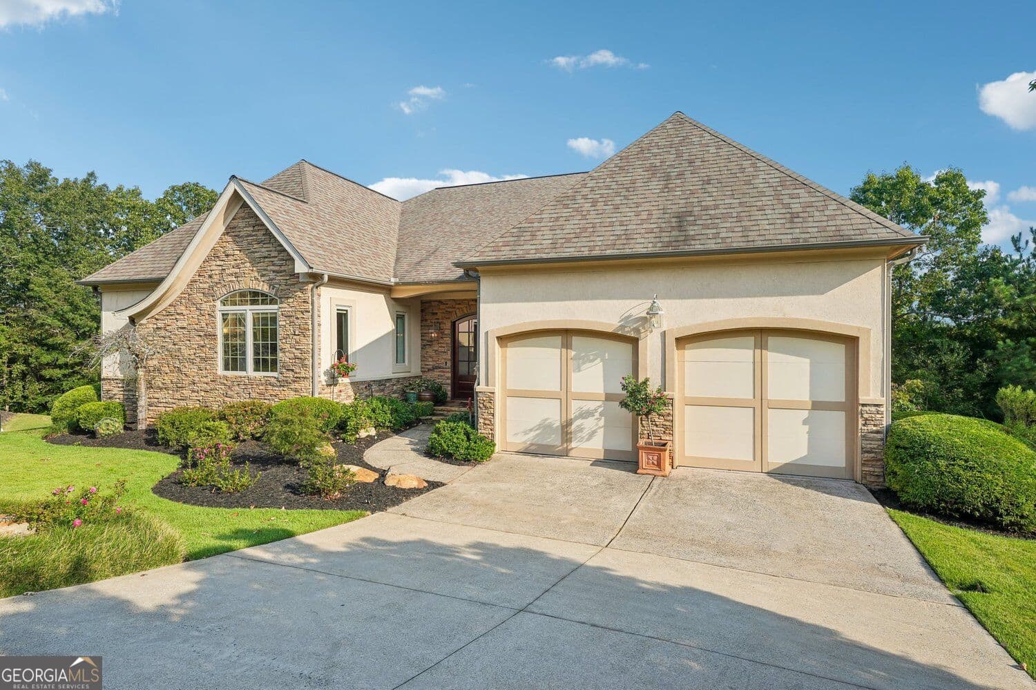 5 bedroom, 3.5 bathroom, 4,755 sq ft single family residence for sale at 233 Towering Peaks, Canton, GA 30114 — photo 5
