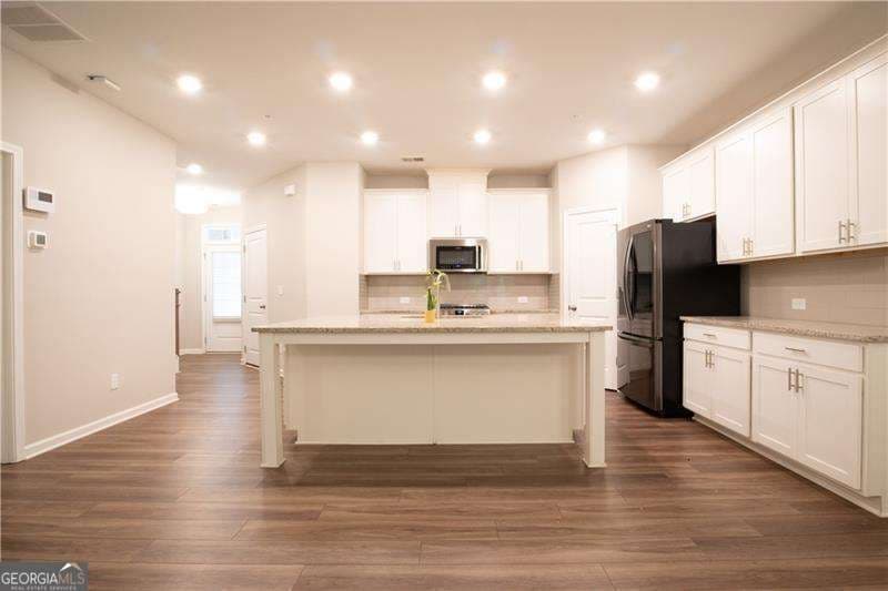 3 bedroom, 2.5 bathroom townhouse for rent at 525 Duval Drive, Alpharetta, GA 30009 for $3,280 a month — photo 6