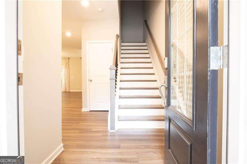 3 bedroom, 2.5 bathroom townhouse for rent at 525 Duval Drive, Alpharetta, GA 30009 for $3,280 a month — photo 3