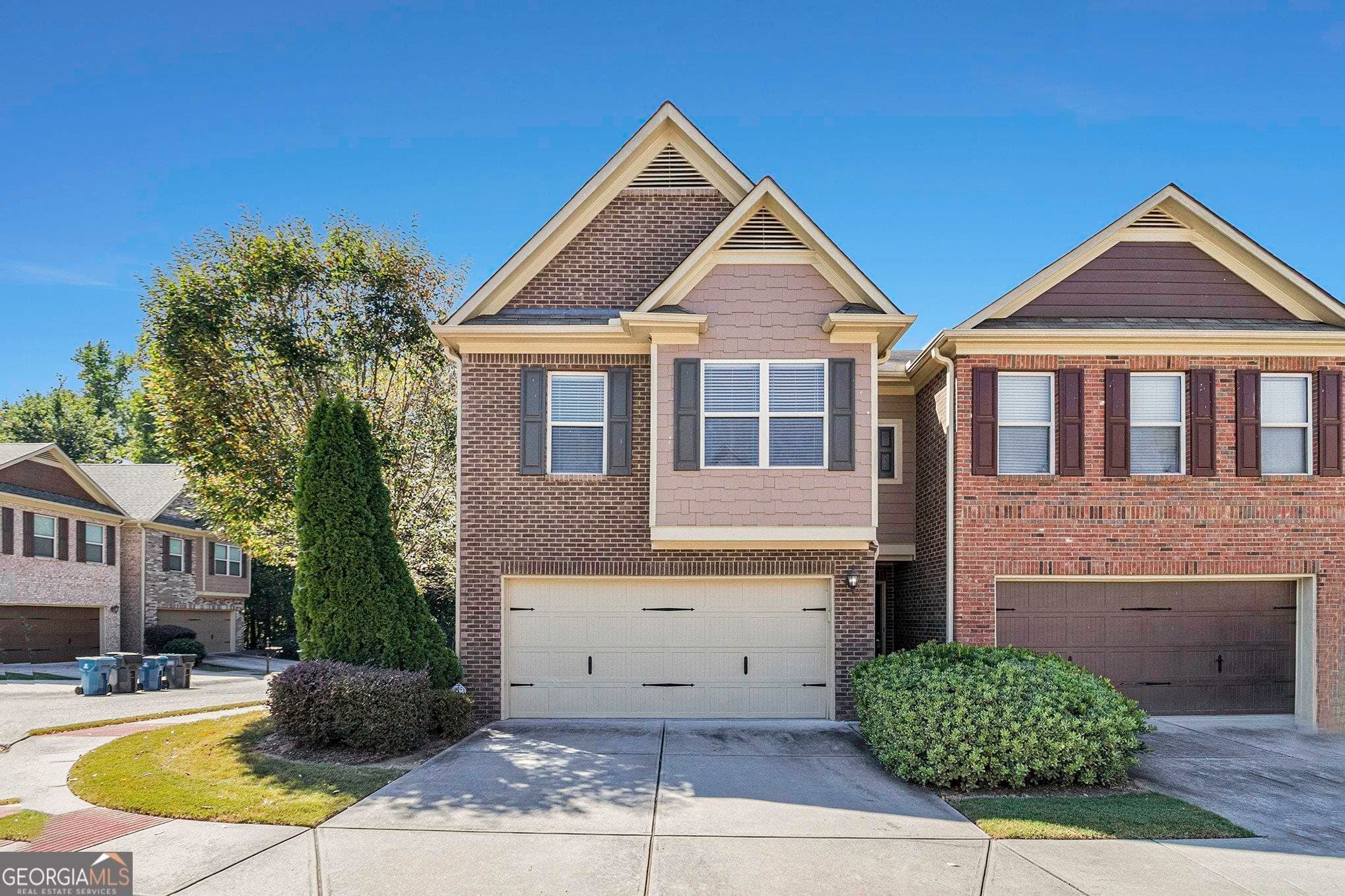 3 bedroom, 2.5 bathroom, 1,864 sq ft townhouse for rent at 2691 Pointcrest Way, Grayson, GA 30017 for $1,875 a month — photo 1 of 1
