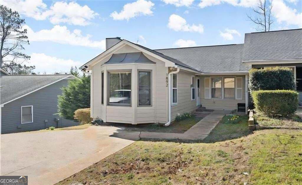 2 bedroom, 2 bathroom, 1,296 sq ft townhouse for sale at 1892 Cooper Landing Drive, Smyrna, GA 30080