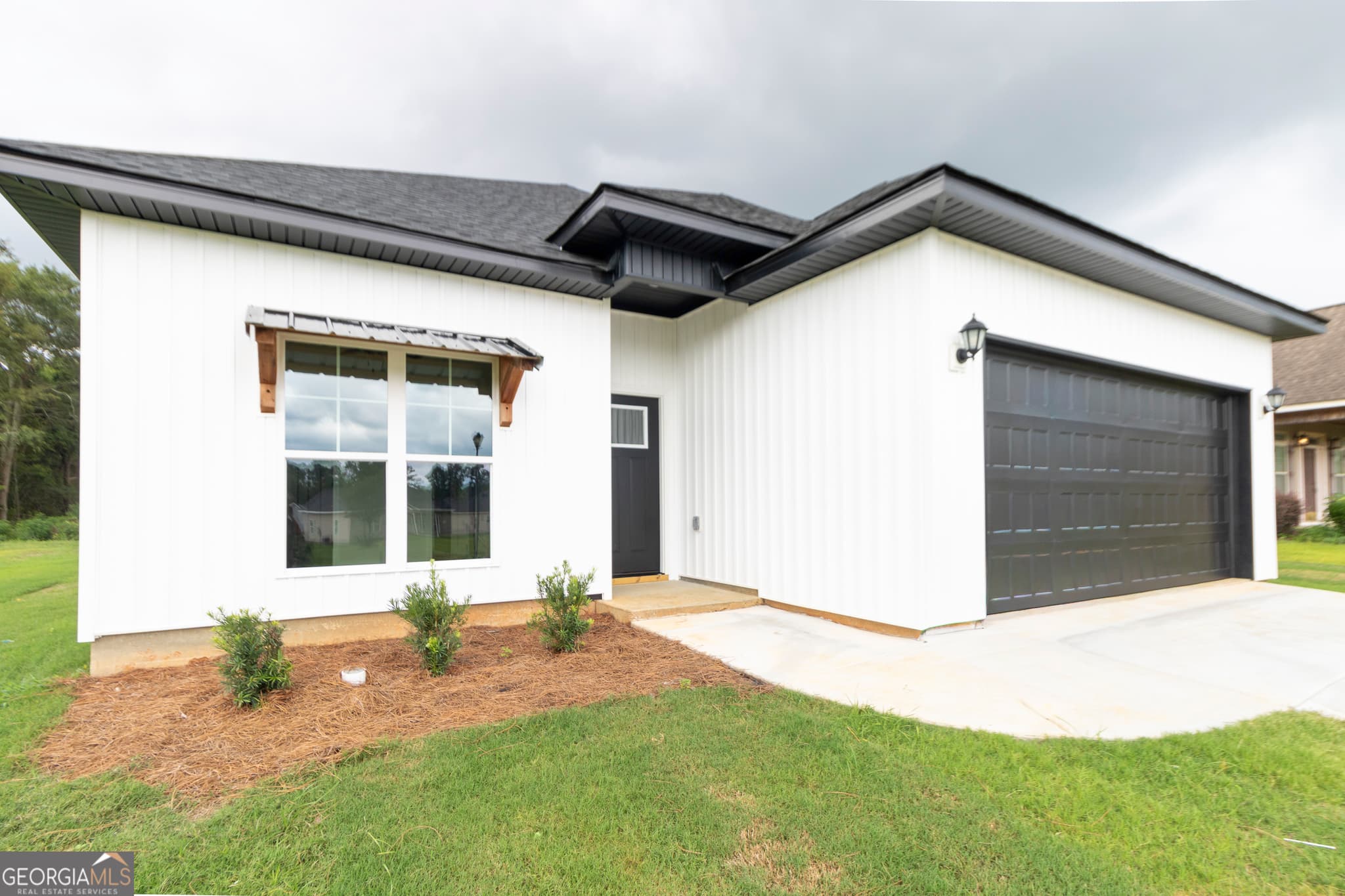 3 bedroom, 2 bathroom, 1,380 sq ft single family residence for sale at 67 Cole Drive, Hawkinsville, GA 31036 — photo 5