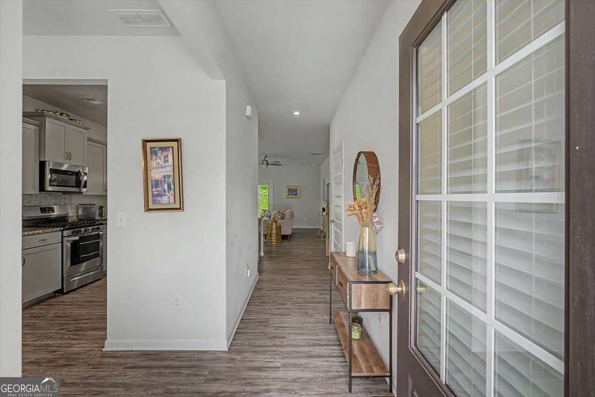 3 bedroom, 2.5 bathroom, 2,171 sq ft single family residence for sale at 173 Worley Drive, Jasper, GA 30143 — photo 9