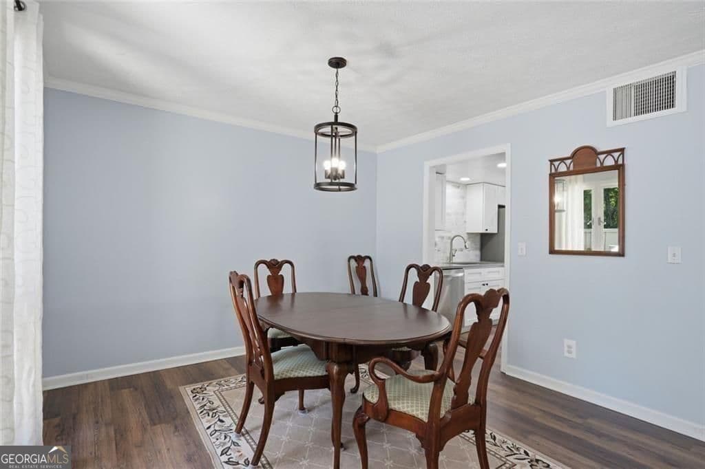 3 bedroom, 2.5 bathroom, 1,516 sq ft condominium for sale at 2540 Cedar Canyon Drive, Marietta, GA 30067 — photo 5