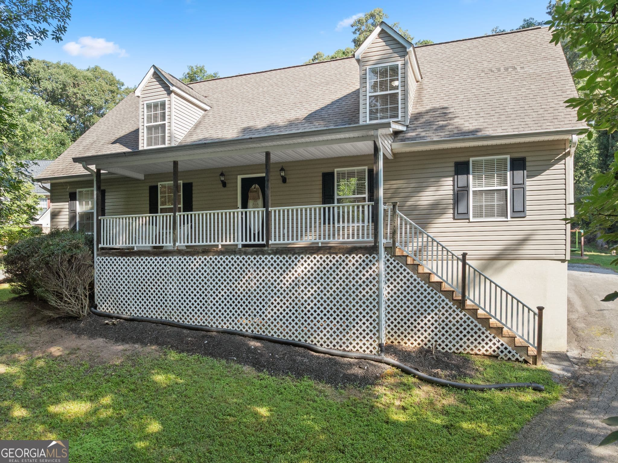 3 bedroom, 2.5 bathroom, 2,984 sq ft single family residence for sale at 3455 Leisure Lane, Gainesville, GA 30506 — photo 2