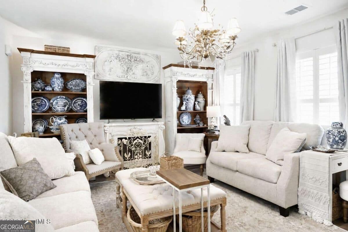 1 bedroom, 3 bathroom, 1,819 sq ft single family residence for sale at 138 Mohr Drive, Darien, GA 31305 — photo 3