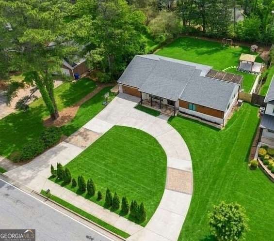 5 bedroom, 3.5 bathroom single family residence for rent at 4130 A Lower Roswell Road, Marietta, GA 30068 for $4,900 a month — photo 1 of 37