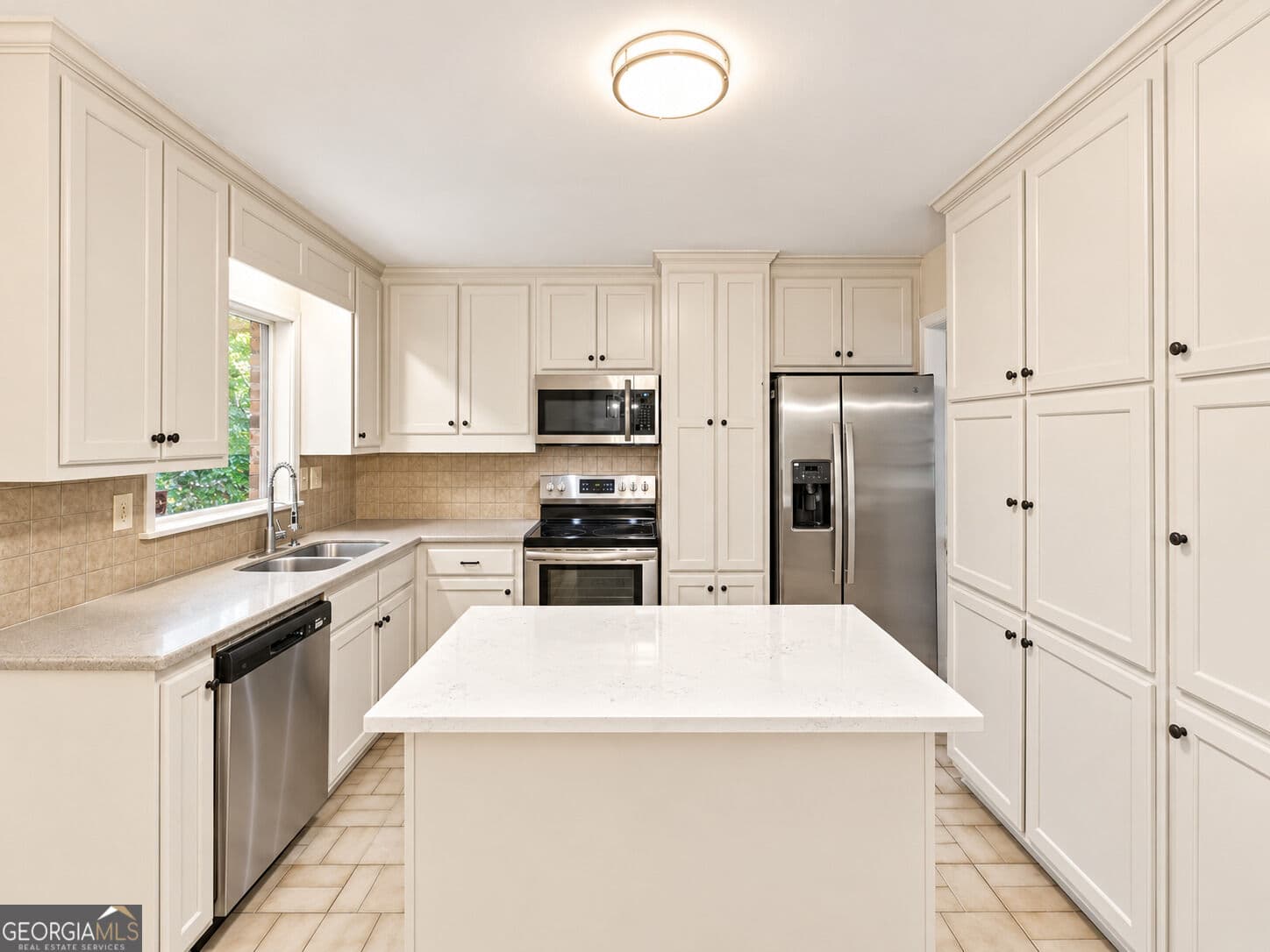 3 bedroom, 3 bathroom, 1,875 sq ft single family residence for sale at 2676 Sherlock Drive, Decatur, GA 30034 — photo 5