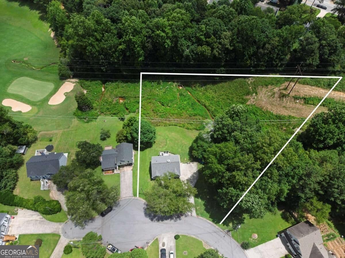 3 bedroom, 2 bathroom, 1,916 sq ft single family residence for sale at 3622 Winding Trail Drive, Douglasville, GA 30135 — photo 2