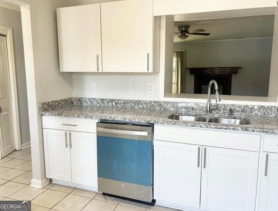 2 bedroom, 2.5 bathroom, 1,184 sq ft townhouse for sale at 1021 Thornwood Lane, Stone Mountain, GA 30083 — photo 7