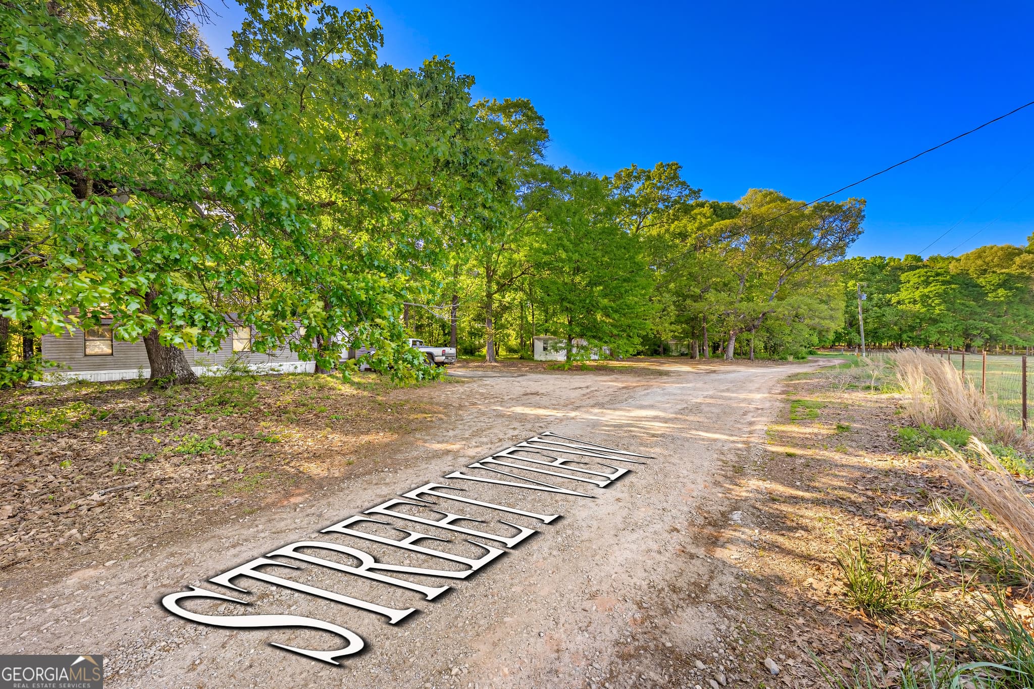 2 bedroom, 1 bathroom, 2,100 sq ft single family residence under contract at 65 Grant Drive, Hartwell, GA 30643 — photo 3