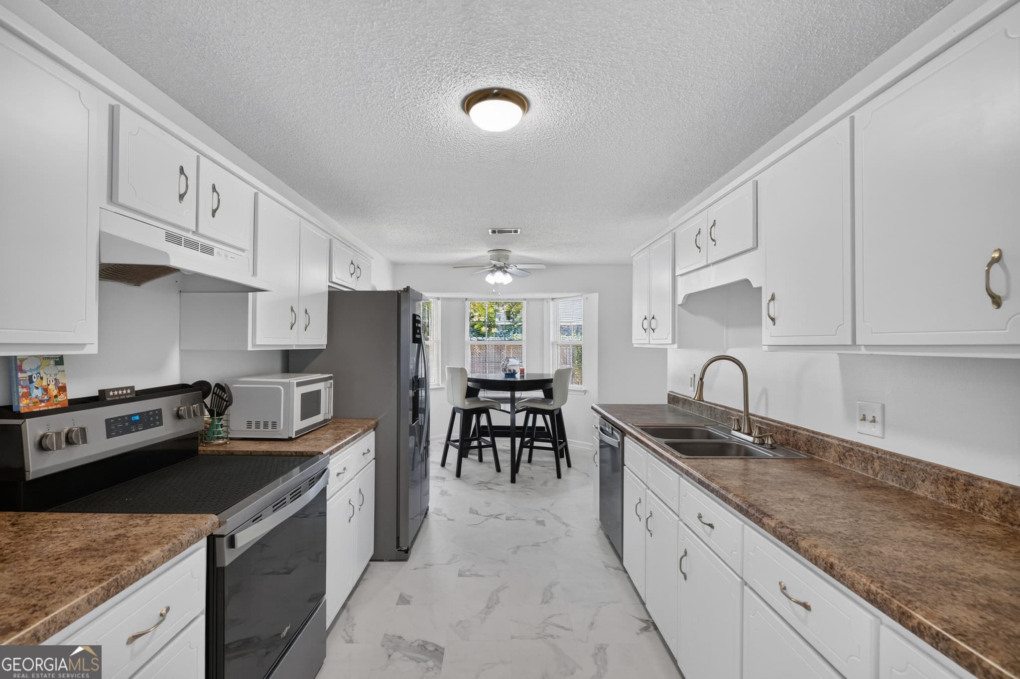 4 bedroom, 2 bathroom, 1,863 sq ft single family residence for sale at 2201 Driftwood Lane, Hinesville, GA 31313 — photo 10