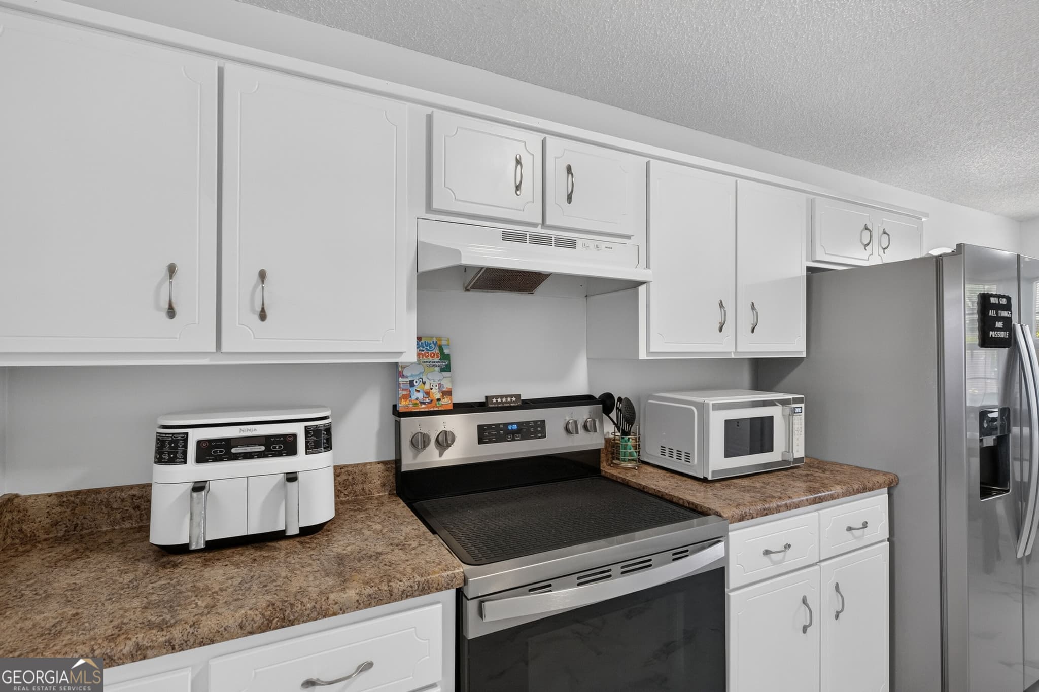 4 bedroom, 2 bathroom, 1,863 sq ft single family residence for sale at 2201 Driftwood Lane, Hinesville, GA 31313 — photo 8