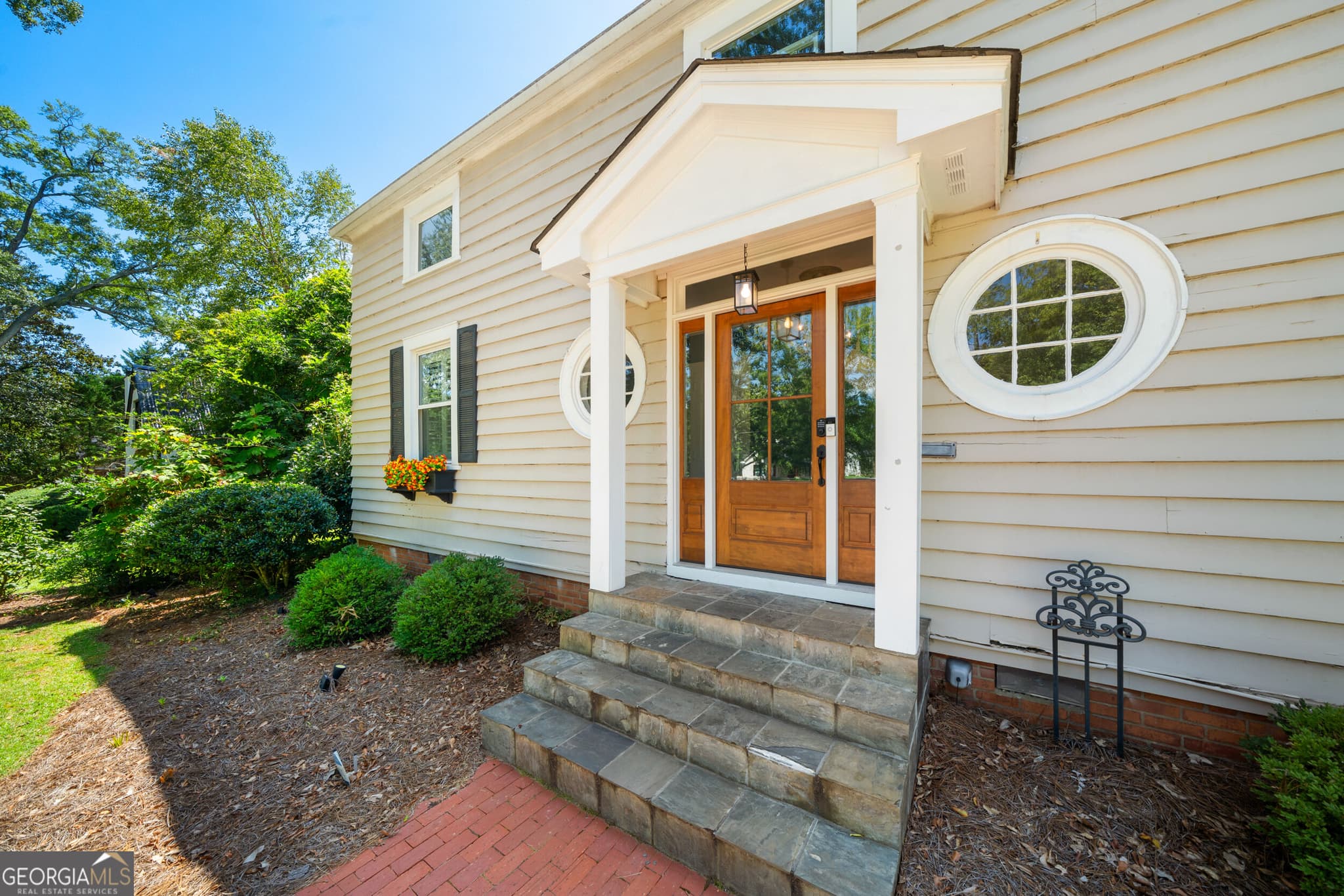 3 bedroom, 2 bathroom, 2,644 sq ft single family residence for sale at 711 Maple Drive, Griffin, GA 30224 — photo 3