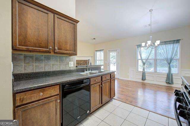 3 bedroom, 2 bathroom, 1,430 sq ft single family residence for sale at 77 Mercer Lane, Cartersville, GA 30120 — photo 8