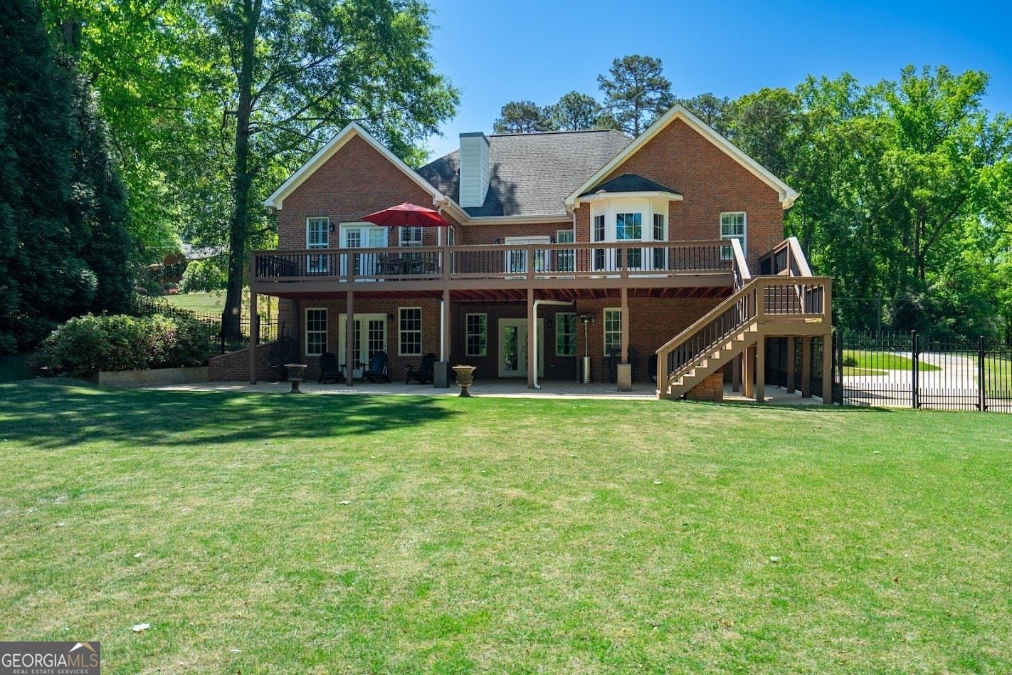6 bedroom, 4 bathroom, 4,091 sq ft single family residence for sale at 910 Piney Woods Drive, Lagrange, GA 30240 — photo 4