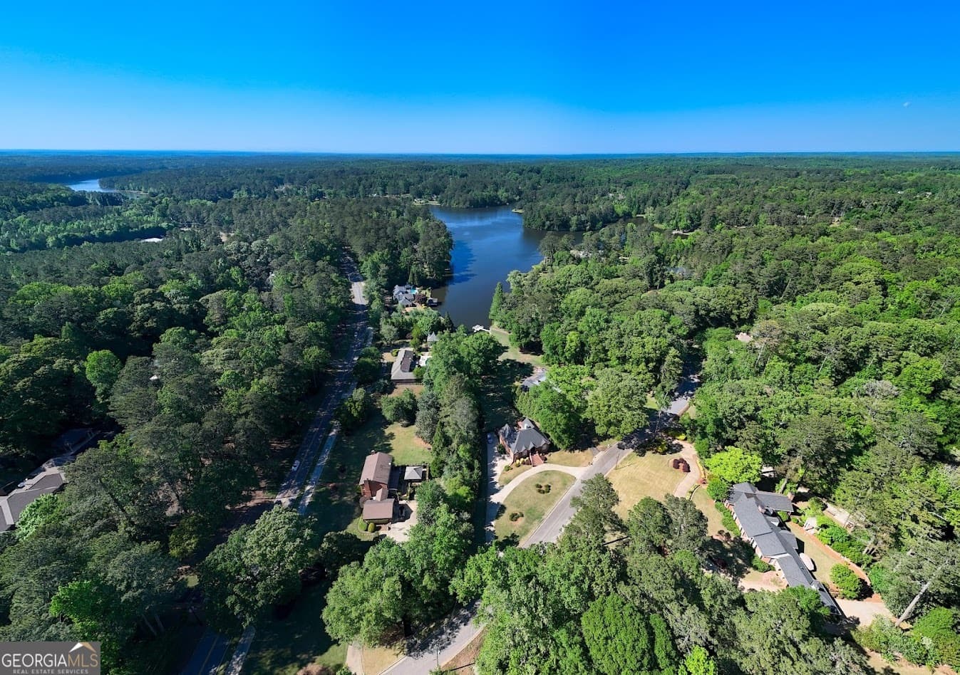 6 bedroom, 4 bathroom, 4,091 sq ft single family residence for sale at 910 Piney Woods Drive, Lagrange, GA 30240 — photo 8
