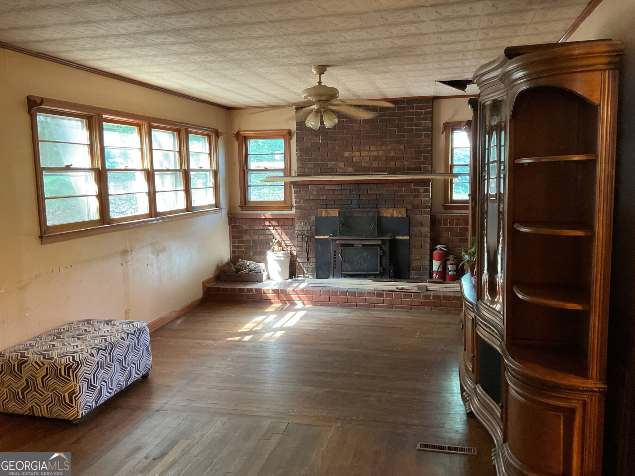 3 bedroom, 2 bathroom, 1,816 sq ft single family residence for sale at 219 North Valley Street, Clayton, GA 30525 — photo 8