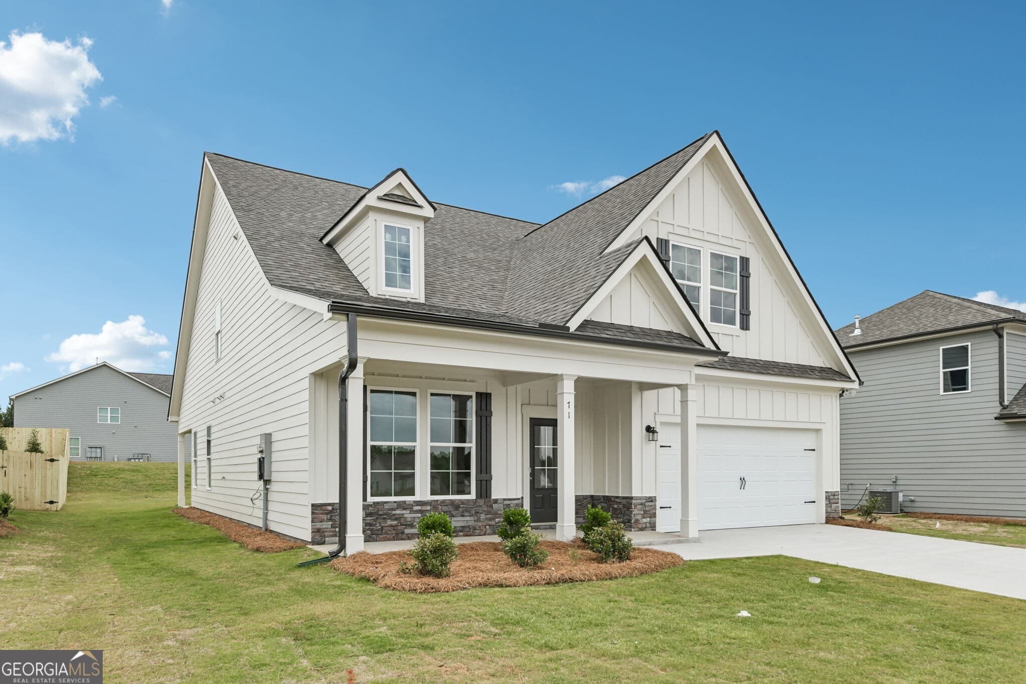4 bedroom, 3.5 bathroom, 2,880 sq ft single family residence sold at 71 Cochin Drive, Statham, GA 30666