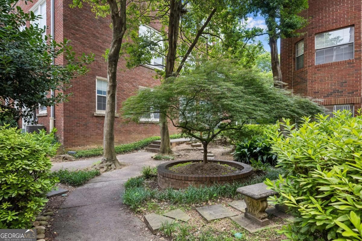 2 bedroom, 2 bathroom, 834 sq ft condominium sold at 1041 State Street 24, Atlanta, GA 30318