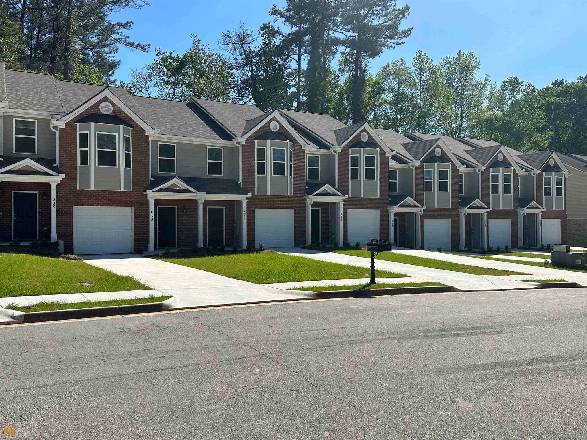 3 bedroom, 2.5 bathroom, 1,500 sq ft townhouse for rent at 531 Maggie Lane, Jonesboro, GA 30238 for $1,800 a month — photo 1 of 1