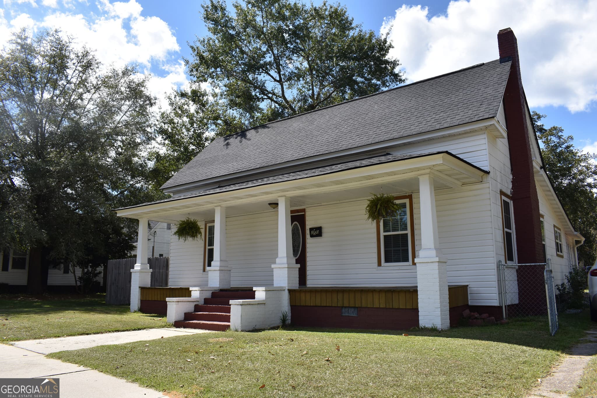 3 bedroom, 2 bathroom, 1,728 sq ft single family residence sold at 250 S Lewis Street, Metter, GA 30439