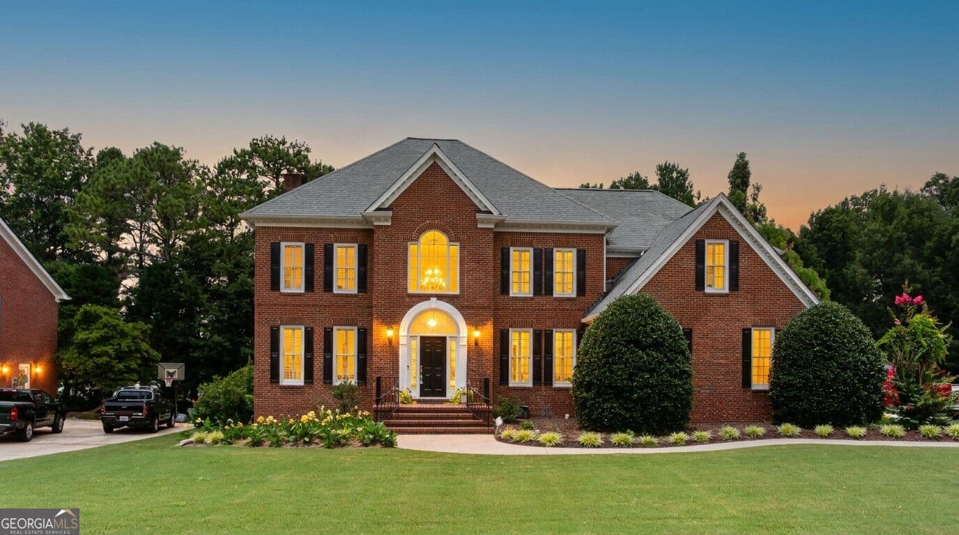 5 bedroom, 4.5 bathroom, 6,778 sq ft single family residence for sale at 2651 Brentford Lane, Snellville, GA 30078 — photo 7