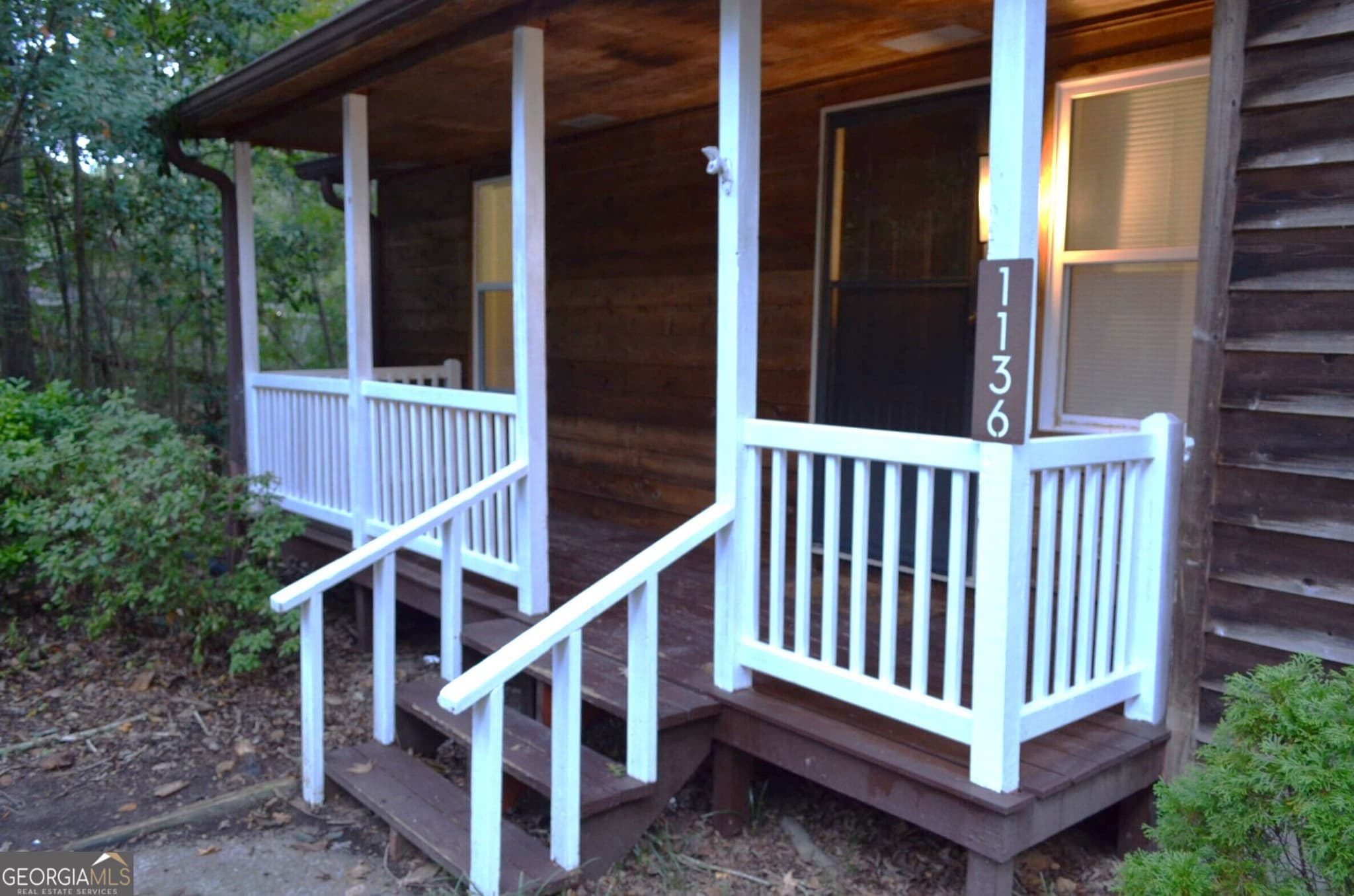 3 bedroom, 2 bathroom, 1,222 sq ft single family residence for sale at 1136 S Confederate Drive, Macon, GA 31220 — photo 2