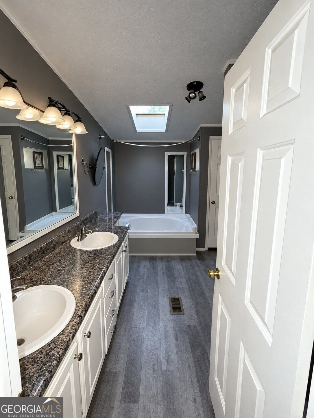 4 bedroom, 2 bathroom, 1,920 sq ft single family residence for sale at 766 Hickory Level Road, Villa Rica, GA 30180 — photo 7